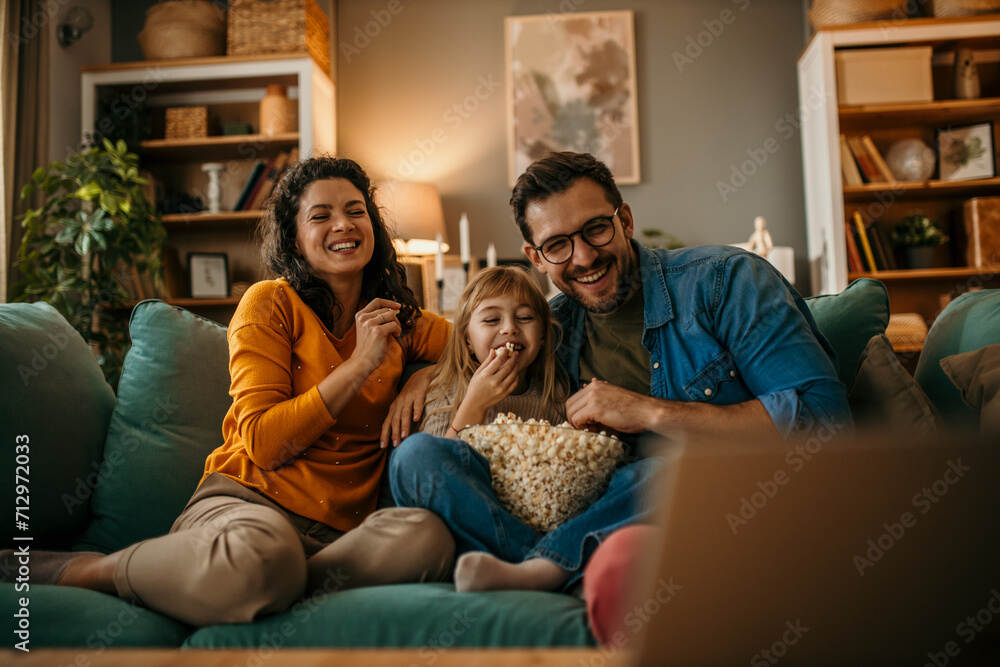 AdobeStock_712972033_Preview (1)